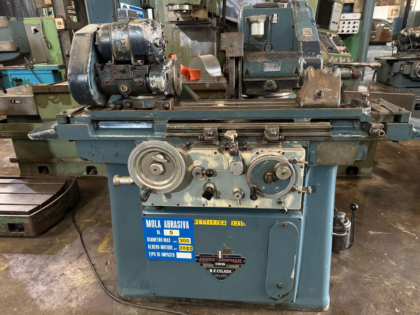 Cylindrical Grinder Machines ( Jones and Shipman ) thumb